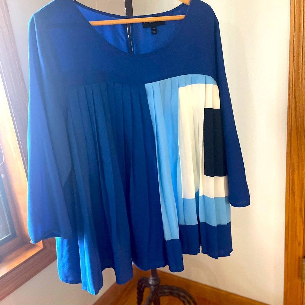 Lane Bryant Swing Top